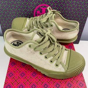 💚Tory Burch sneakers 👟 size 7.5 💚